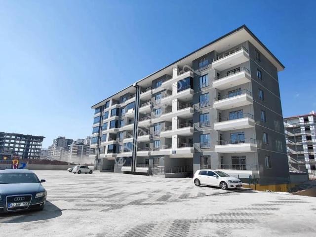 Emrah Çiftci'den Selçuklu Sancak Mah.novada Avm Civarı Satılık 3+1 Sıfır Lüks Daire