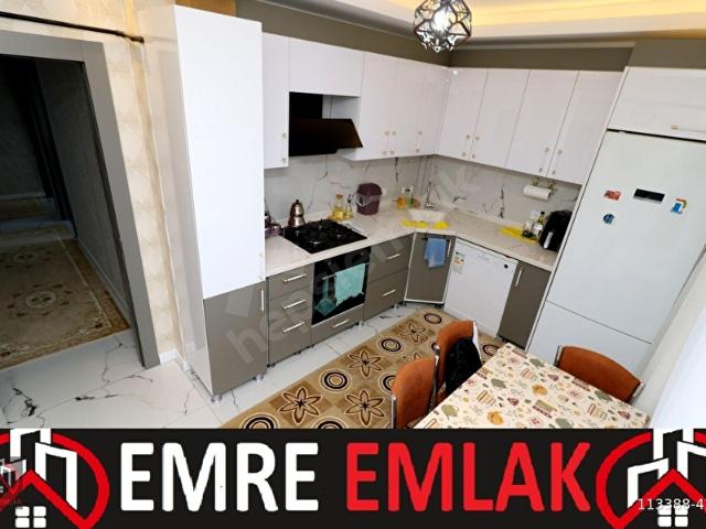 EMRE EMLAK'TAN MENDERES'DE YENİ BİNA ÖN CEPHE ASANSÖRLÜ SATILIK 3+1 DAİRE