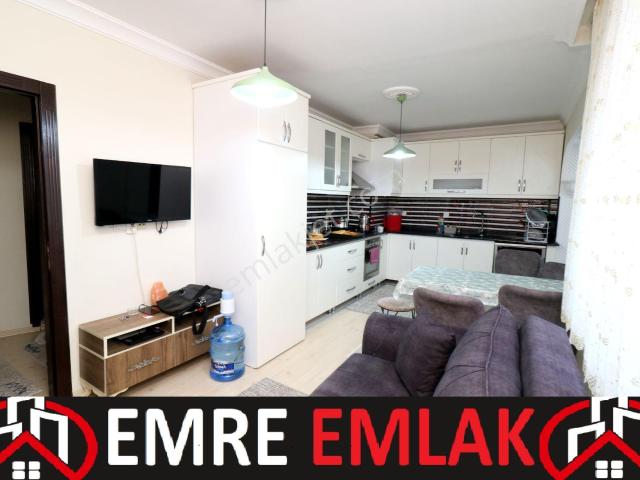 Emre Emlak'tan Topçu'da Cadde Üzeri Masrafsız Satılık 5+1 Dubleks Daire