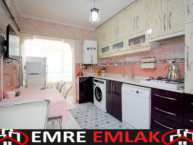 Emre Emlak'tan Topçu'da Ahimesut Bulvarı Yanı Arakat Satılık 3+1 Daire