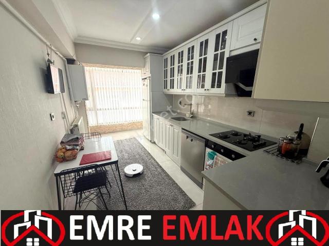 Emre Emlak'tan Topçu'da İstasyon Caddesi Yakını Full Yapılı 3+1 Satılık Daire