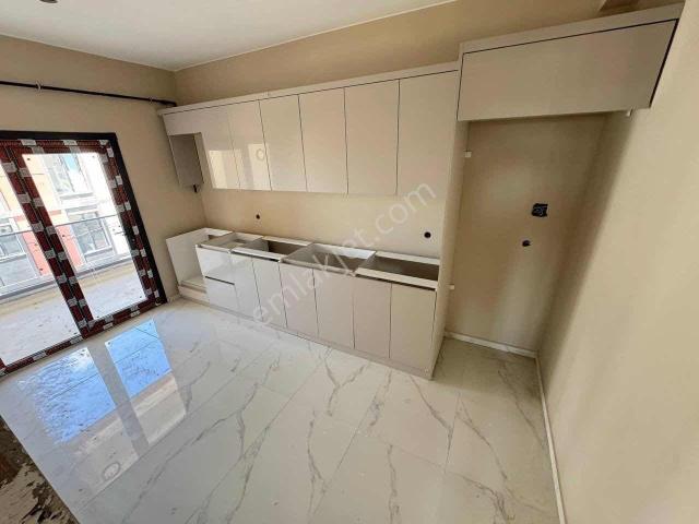 Emsa İnş. Site İçerisinde Satılık Sıfır 2+1 100m2 Daireler