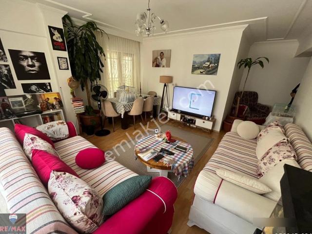 Şemsettın Günaltay Caddesınde 3+1 120 M² Satılık Masrafsız Daıre