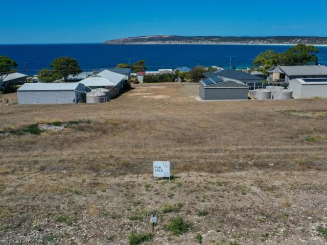 Land Emu Bay, 102774773