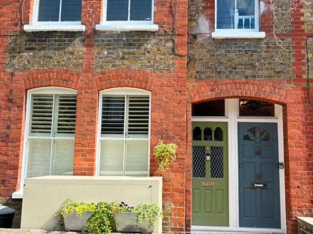 Emu Road, London SW8, 2 bed flat to rent, £2,750 pcm | PrimeLocation