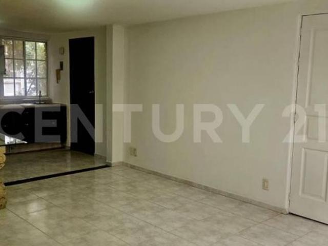 En 3er piso de exclusivo condominio Residencial Bosques de Leones
