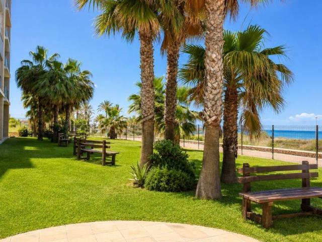 En un enclave privilegiado de La Manga del Mar Menor, donde. 86m² Cartagena