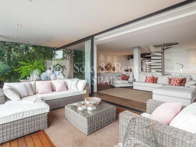 En un enclave privilegiado entre mar y montaña, en la zona d. 249m² Sitges