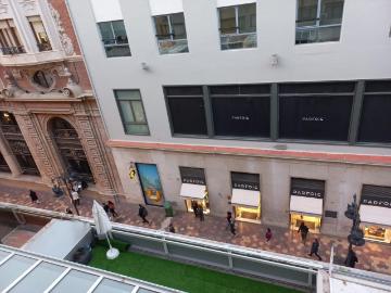 En una de las zonas más privilegiadas de Valencia se encuentra ubicado este apartamento!