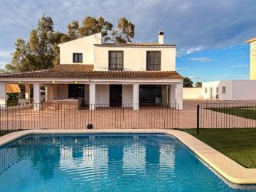 En una de las zonas residenciales más tranquilas y exclusiva. 230m² Santa Pola