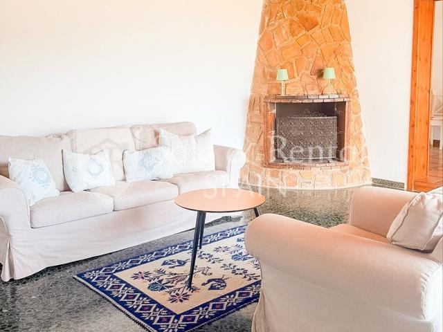 En una tranquila zona residencial de Font de St Llorenç, en. 212m² Lloret de Mar
