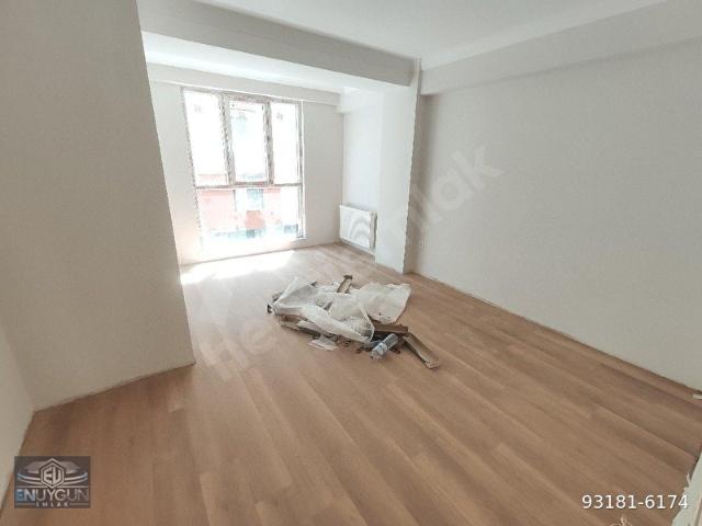 EN UYGUN EMLAK'TAN 1 AYA TESLİM SIFIR ARAKAT DAİRE 2+1