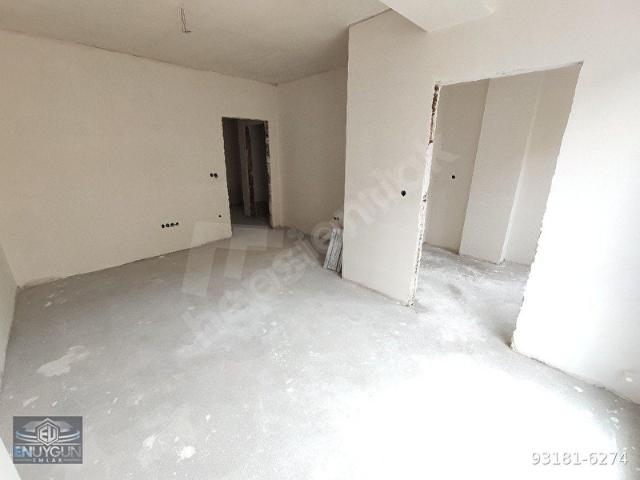 EN UYGUN EMLAK'TAN SIFIR BİNADA 1 AYA TESLİM ARAKAT DAİRE 2+1