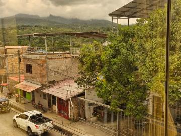 Casa en venta en Jirón Micaela Bastidas, Tarapoto - Espacio para oficina