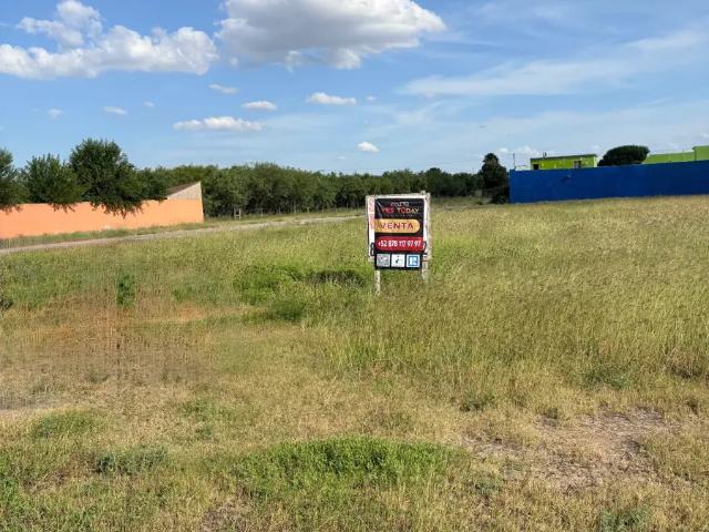 EN VENTA TERRENO COMERCIAL EN EL BLVD. REPÚBLICA