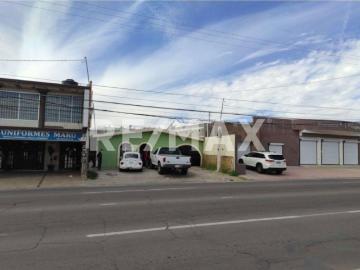 En Venta Terreno con construcciones en la Reforma