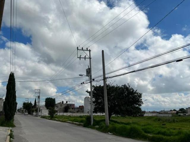 EN VENTA TERRENO USO DE SUELO HABITACIONAL Y COMERCIAL H200B Toluca Estado de México 4