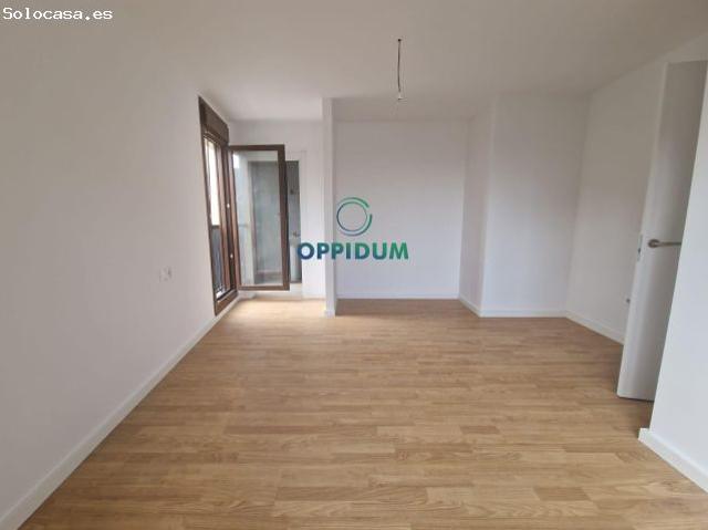 En venta vivienda unifamiliar ADOSADA en Barreiros, Lugo