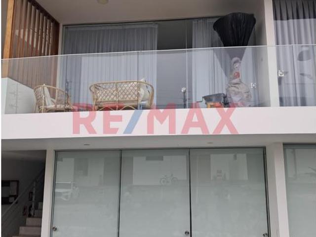 En Venta Amplio Departamento Condominio Mikonos