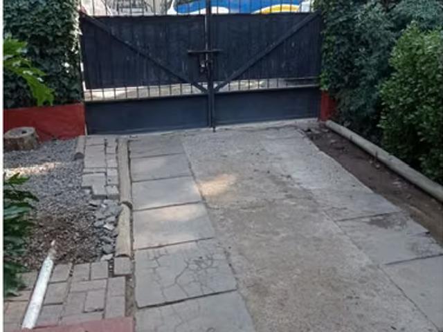En venta amplia casa en calle manso, melipilla, $ 200 millones | 4 dormitorios por 200000. 00 en Melipilla