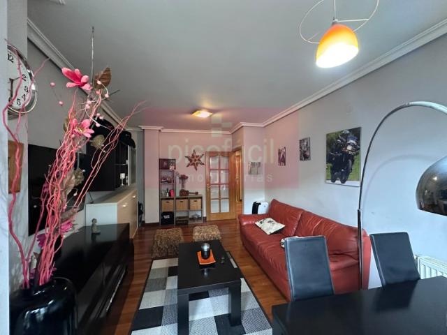 En venta apartamento de dos dormitorios en el corazón de la Avenida de La Coruña!