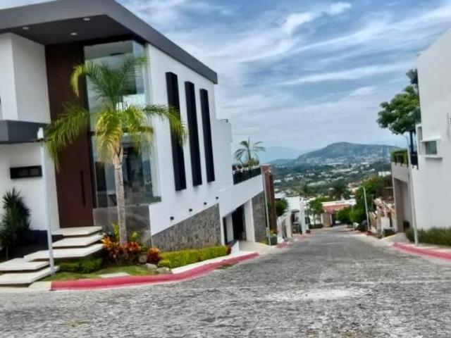 EN VENTA BONITO TERRENO CON VISTA PANORÁMICA