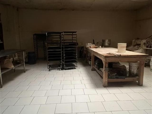 En Venta Casa con taller de alimentos Alameda en Talca | 6 dormitorios por 12250.00 en Talca