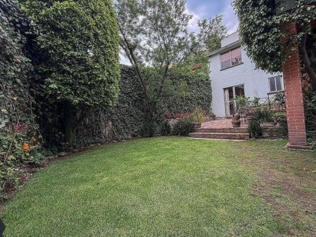 En venta Casa con seguridad en La Herradura