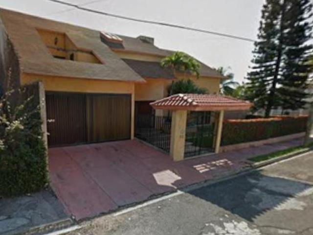 EN VENTA CASA EXCELENTE PRECIO, COL. FLORESTA VERACRUZ