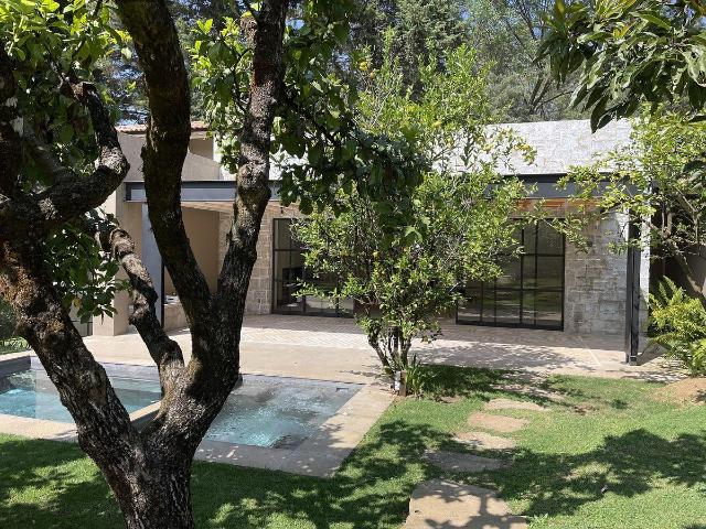 EN VENTA CASA EN CONDOMINIO EN AV?NDARO, VALLE DE BRAVO