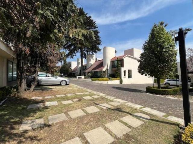 EN VENTA CASA EN CONDOMINIO EN HACIENDA SAN FRANCISCO!