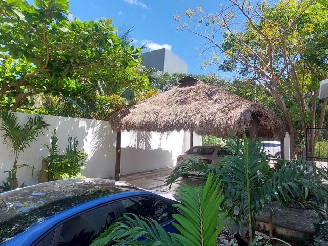 EN VENTA CASA EN EJIDO SUR PLAYA DEL CARMEN,QUINTA