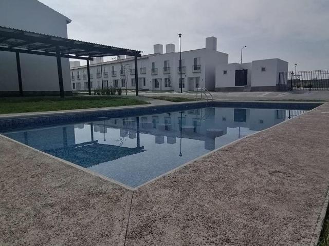 En Venta Casa en Las Haciendas, Ciudad del Sol, Alberca, 3 Recamaras, 2.5 Ba?os