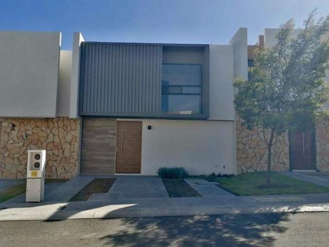 EN VENTA CASA EN ZIBATA II EL MARQUEZ QUERETARO