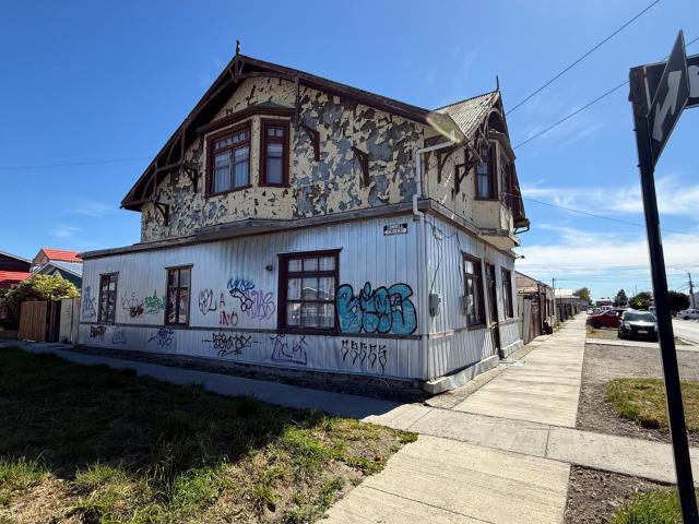 EN VENTA CASA ESQUINA GRAN TERRENO SECTOR BARRIO PRATT PUNTA ARENAS