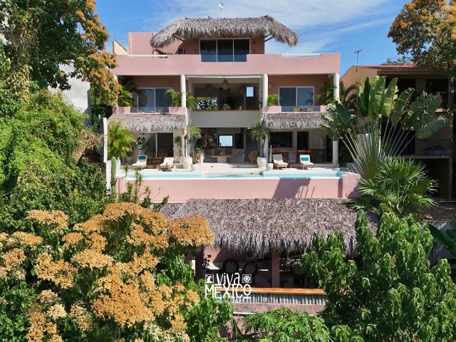 Casa en venta con impresionante vista al mar en en San Agustinillo, Tonameca, Oaxaca