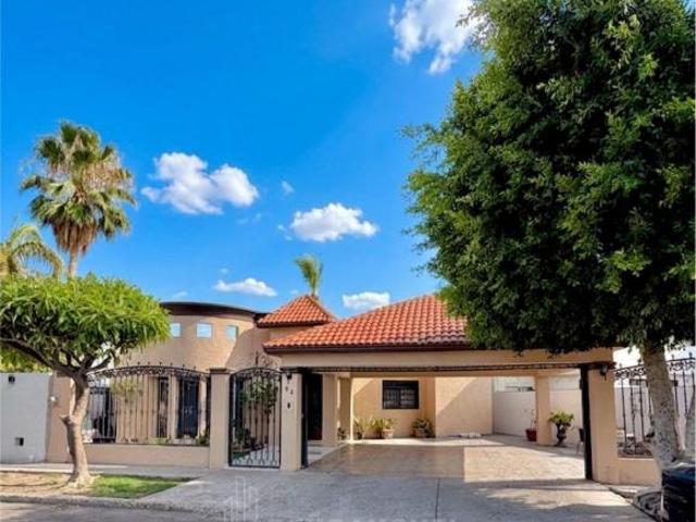 ¡EN VENTA! CASA UNA PLANTA COLONIA MODELO
