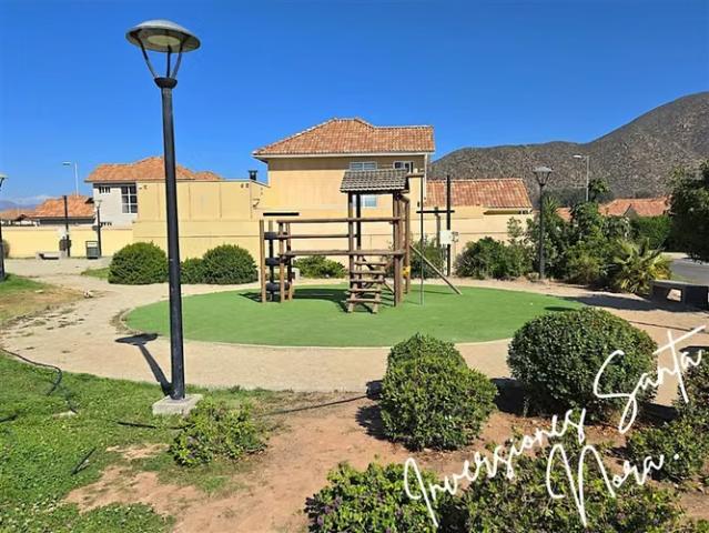 En Venta casa 3 dormitorios Condominio Serena Oriente | 3 dormitorios por 6300.00 en La Serena