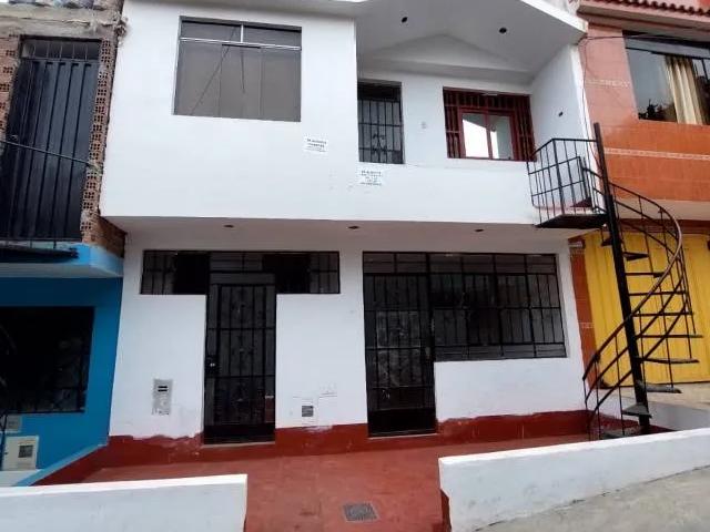 En Venta Casa 3 pisos en Venga Mi Perú Ventanilla