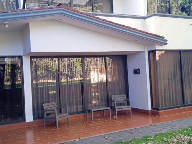 EN VENTA CASA 3 RECAMARAS EN FUENTE DE SAN MIGUEL DE PUEBLA DETRAS DEL CLUB DE GOLF LO MEJOR