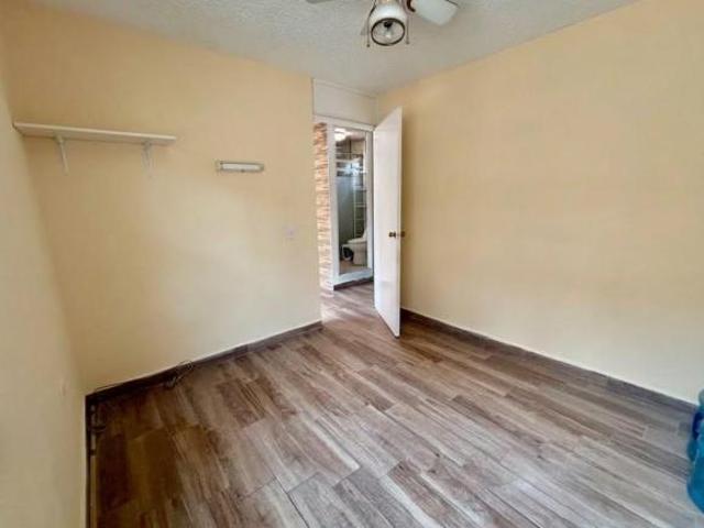 En VENTA céntrico departamento muy cerca de Marina Nacional y Circuito