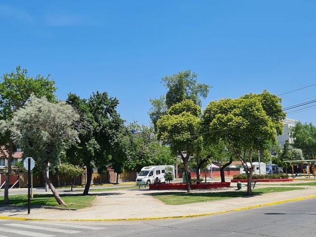 EN VENTA COMODO DEPTO CON ESTACIONAMIENTO EN LA FLORIDA