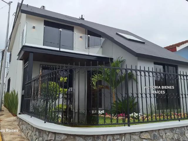 EN VENTA CON RECAMARA EN PLANTA BAJA A 2 MIN DE PLAZAS