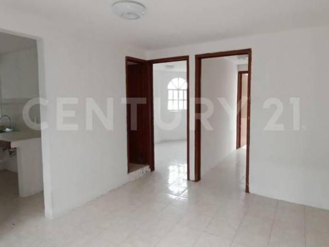 En Venta Departamento 3er nivel Valle Banderas Valle de Aragón primera sección