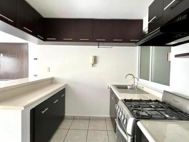 En Venta departamento en Huixquilucan Edo. de México. Planta baja