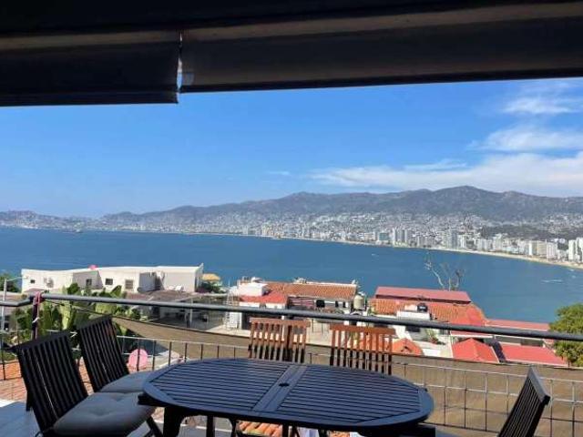 En venta departamento ubicado en joyas de brisamar Acapulco