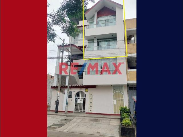 En Venta Duplex De 106 M2 3Er Y 4To Nivel 4 Hab. Ate