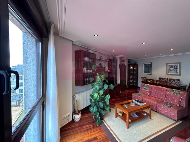 En venta dúplex de cuatro dormitorios en zona de casas baratas!
