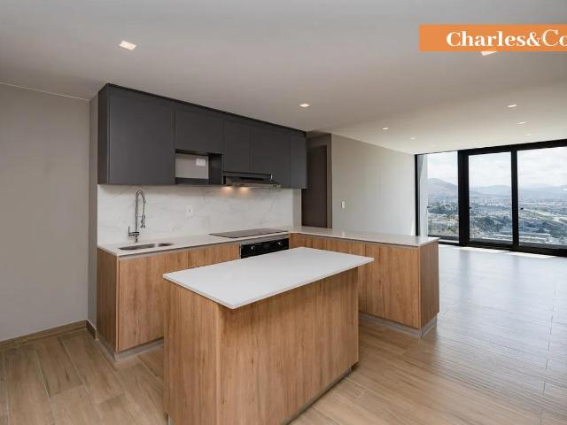 En Venta Exclusivo Penthouse en Luca Condos at Peninsula