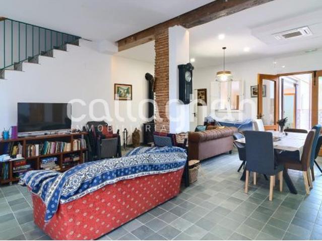 EN VENTA – FINCA ECOLÓGICA CON CULTIVO DE NARANJAS Y CASA RURAL EN ALZIRA